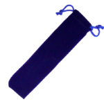 Pochette velours bleue de luxe fermée par lien coulissant.